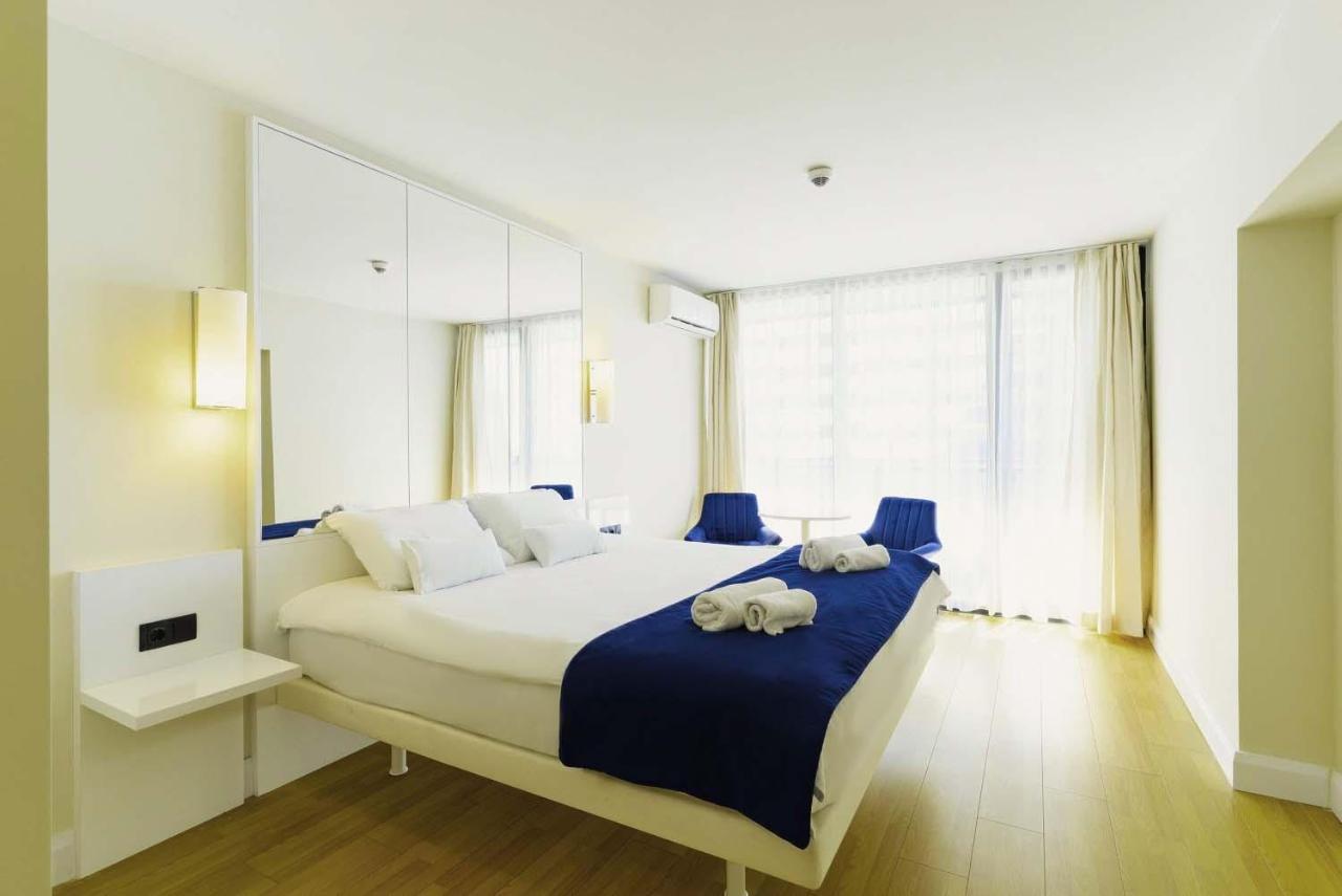 Elegance Sea View Aparthotel In Orbi City Batumi Exterior photo