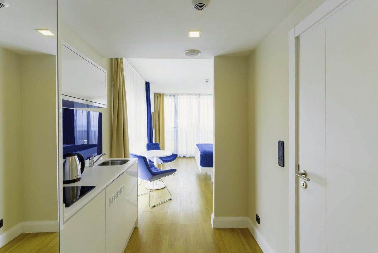 Elegance Sea View Aparthotel In Orbi City Batumi Exterior photo