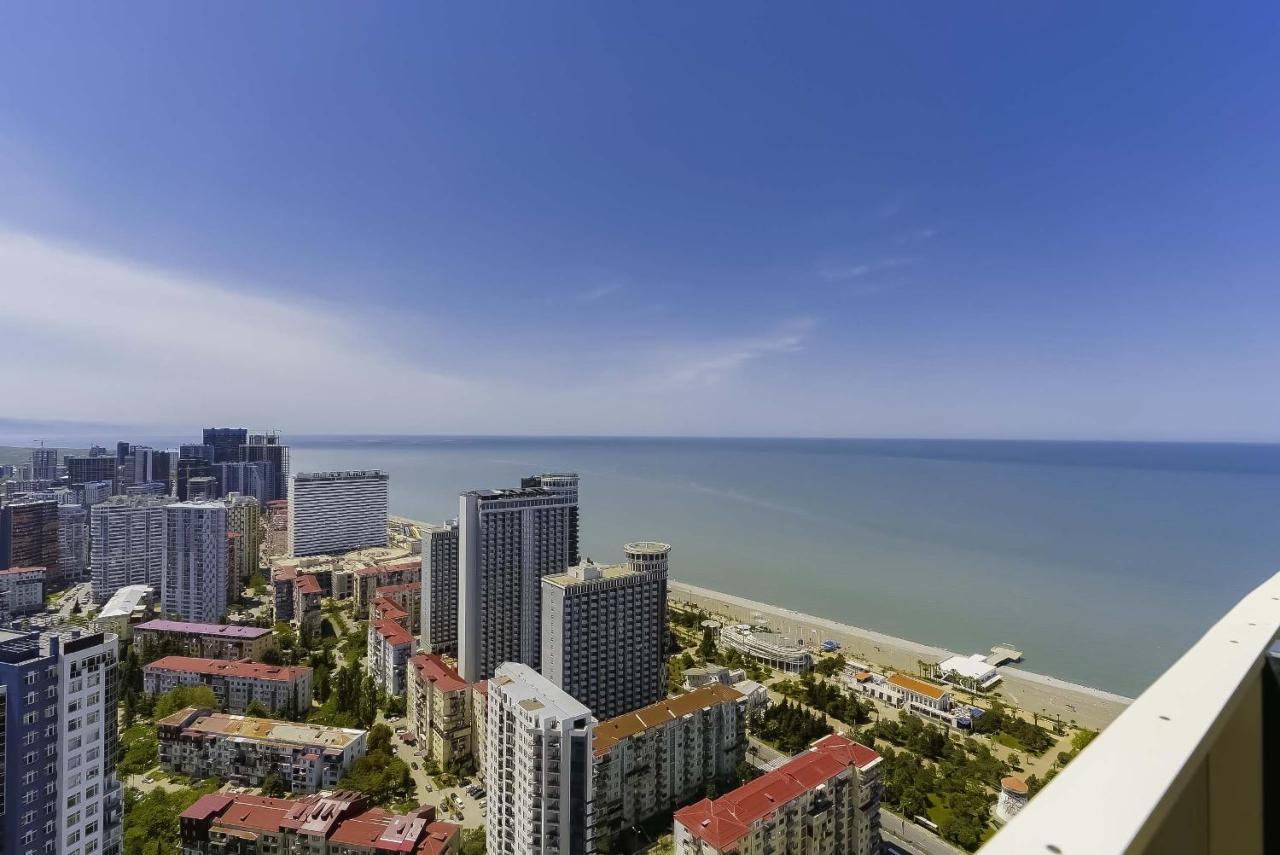 Elegance Sea View Aparthotel In Orbi City Batumi Exterior photo