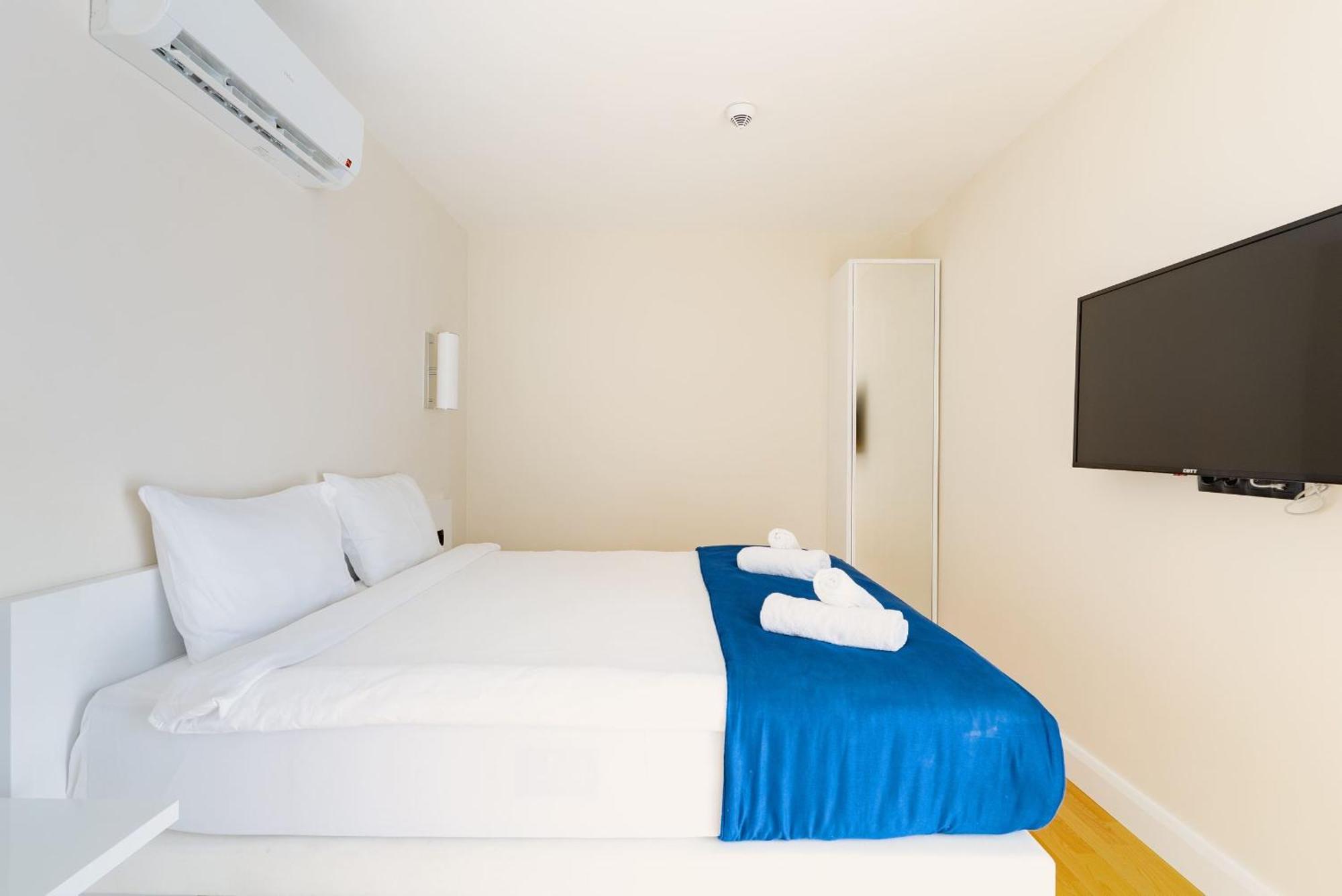 Elegance Sea View Aparthotel In Orbi City Batumi Exterior photo